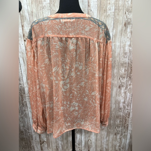 Blue B Coral Button-Up - Picture 5 of 6